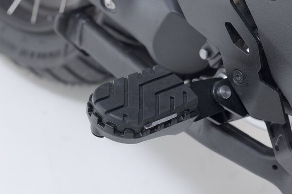 Kit reposapiés ION. Negro. BMW R 1200 GS, R 1250 GS, R 1300 GS.