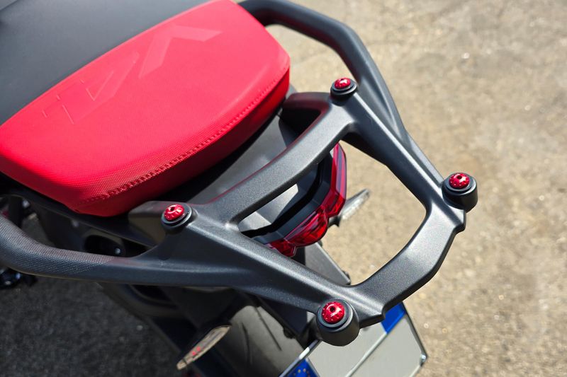 Kit tornillos agarre trasero Ducati Multistrada V4