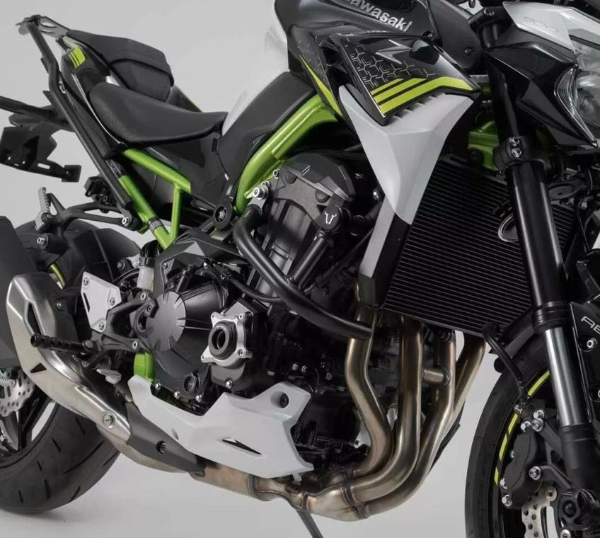 Defensa Sw-Motech para Kawasaki 900