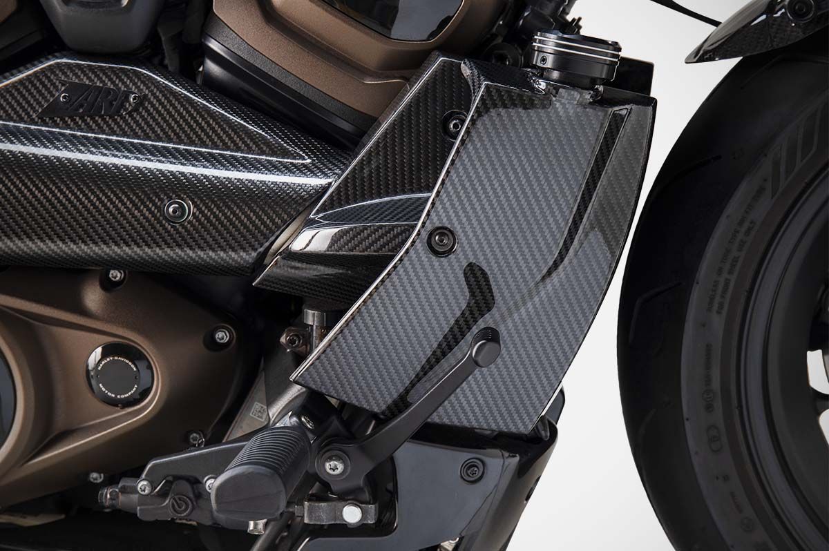 SPORTSTER S | TAPAS DE RADIADOR + PANEL LATERAL TRASERO (21-24)