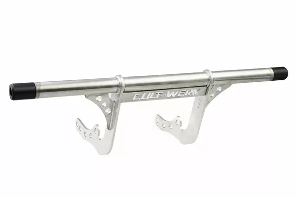 Defensa de motor Clubstyle CULT WERK CRASHBAR CLUBSTYLE FRONT BLACK para Harley Davidson SOFTAIL M8