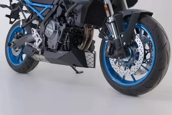 Spoiler delantero Sw-Motech Quilla. Negro/Plateado. Suzuki GSX-8S (22-).