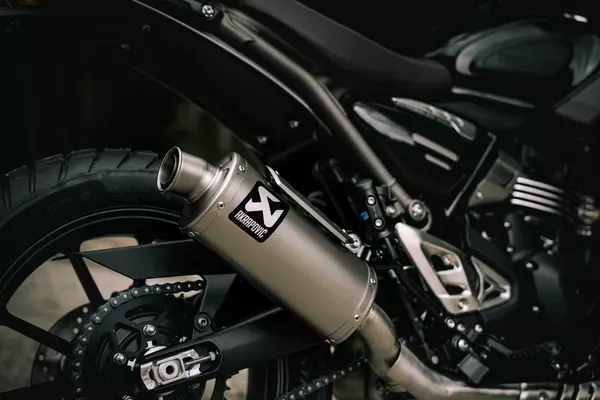 Escape AKRAPOVIC MUFFLER SLIP-ON TI TRIUMPH SPEED 400 / SCRAMBLER 400X S-T4SO1-HDT Homologado