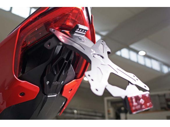 PORTA MATRÍCULA DE ALUMINIO AJUSTABLE EVOTECH DUCATI STREETFIGHTER V2 955 2022-2022