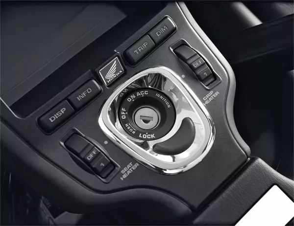 Moldura cromada interruptor de encendido SHOW CHROME KEY PLATE HONDA GL1800