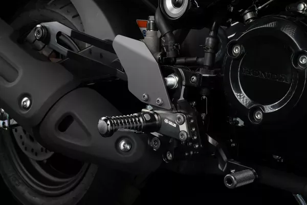 Estribera AS31 ajustable GILLES TOOLING REARSET AS31 BK HONDA GROM