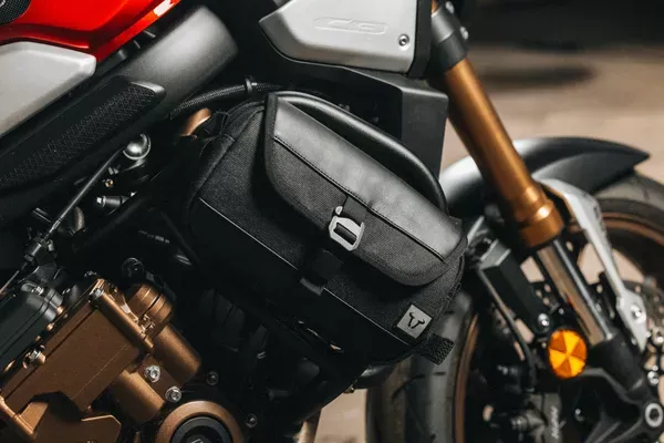 Bolsa de accesorios Legend Gear LA9 SW-MOTECH