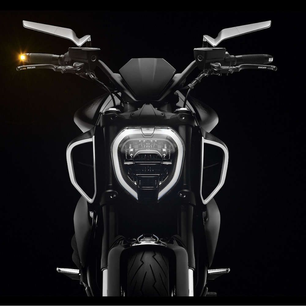 KIT TAPAS FAROS DE ALUMINIO RIZOMA DUCATI DIAVEL V4 2023 2024