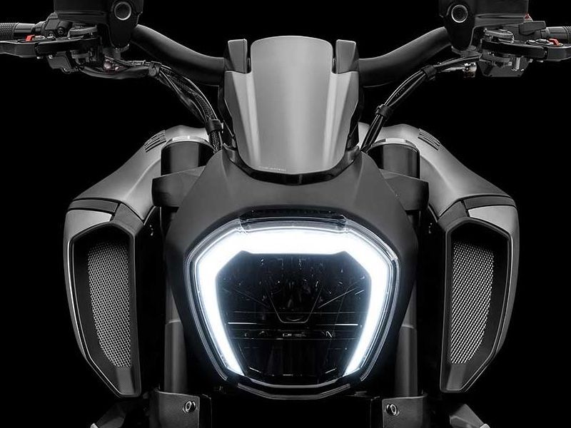 PARABRISAS DE ALUMINIO RIZOMA DUCATI DIAVEL 1260 2019-20