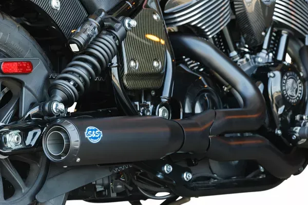 Sistema de escape 2-en-1 Qualifier S&S CYCLE  EXHAUST 2-1 QUALIFIER RACE - CHALLENGER - SS BLACK INDIAN CHIEF