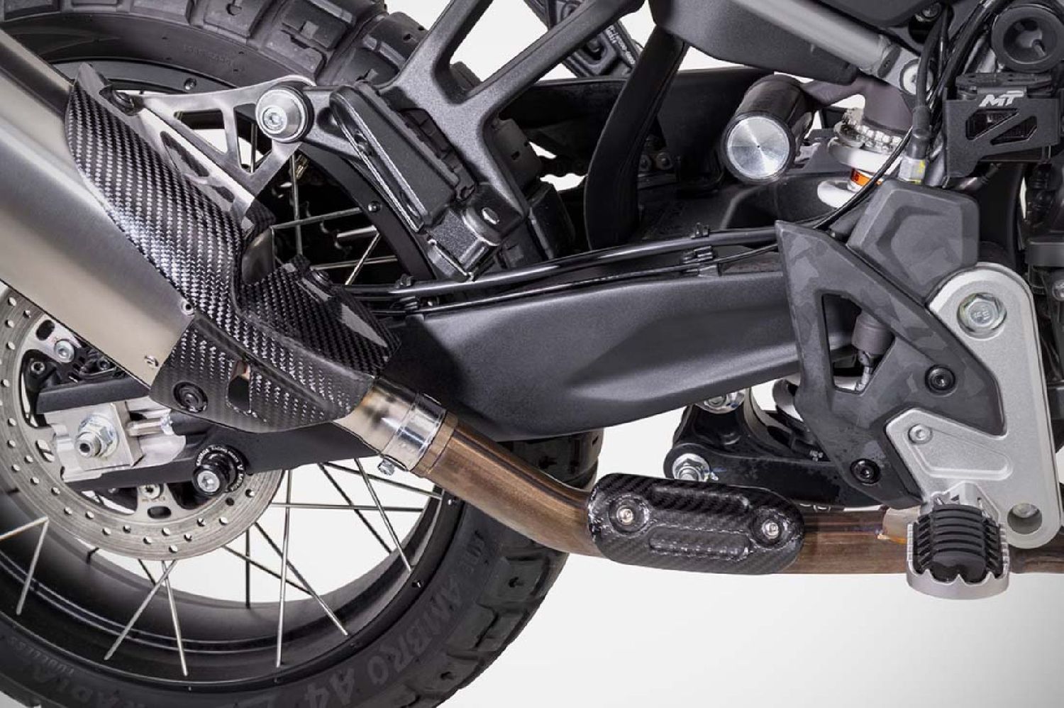 ESCUDO TÉRMICO DE FIBRA DE CARBONO  Zard para CF Moto 450MT