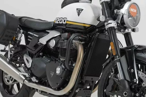 Protecciones laterales de motor. Negro. Modelos Triumph (15-).