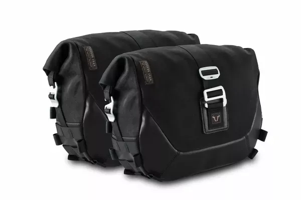 Sistema de alforjas + herrajes Legend Gear LC Black Edition para Triumph SPEED TWIN 900 ABS/ STREET CUP 900 ABS/ STREET TWIN 900 ABS