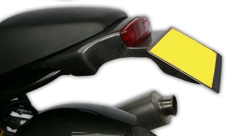 Soporte matrícula en carbono Ducati Monster 94-07