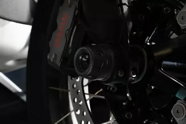 Protector de eje delantero GTA Gilles Tooling para BMW R1300GS