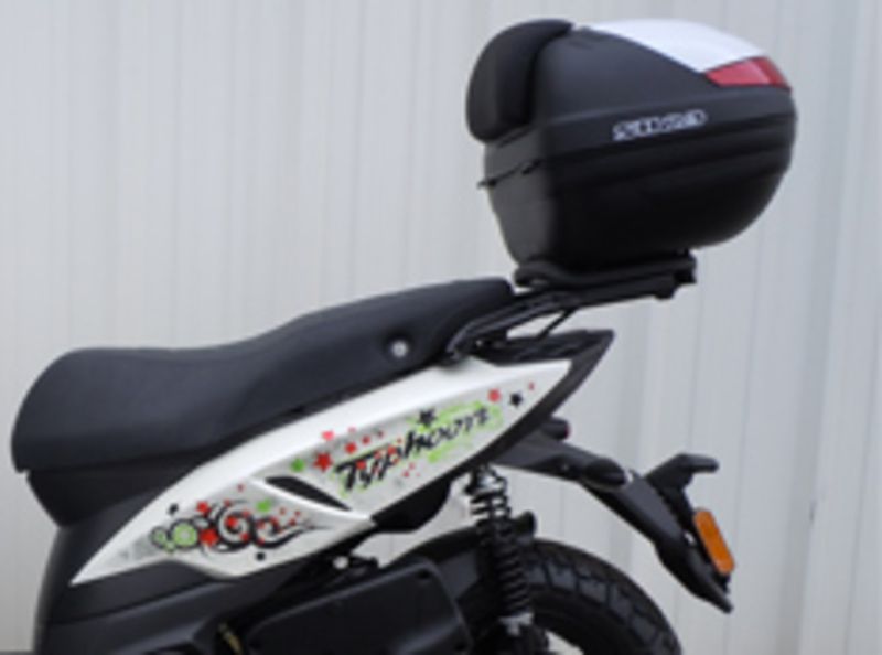 Kit de montaje SHAD Top Master - Piaggio THYPOON '50 125 '11