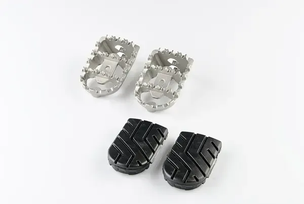 Kit de estriberas EVO SW-MOTECH ION FOOTREST KIT SILVER para BMWR1300GS