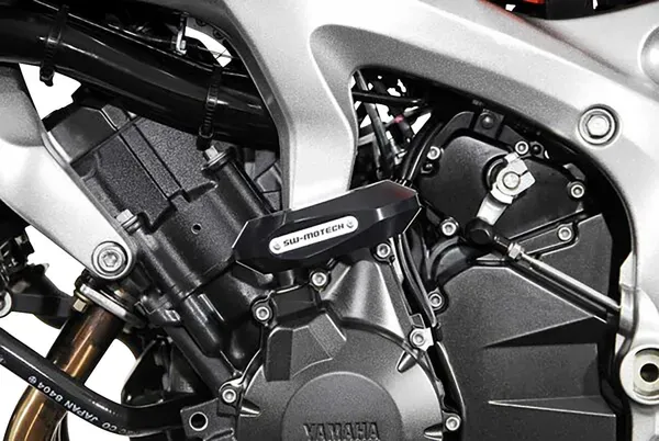 Kit de protectores-deslizadores en bastidor para YAMAHA FZ6 /FZ1