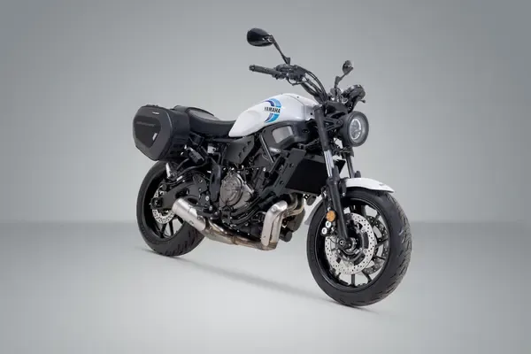 Set de alforjas PRO BLAZE. Negro. Yamaha  XSR700