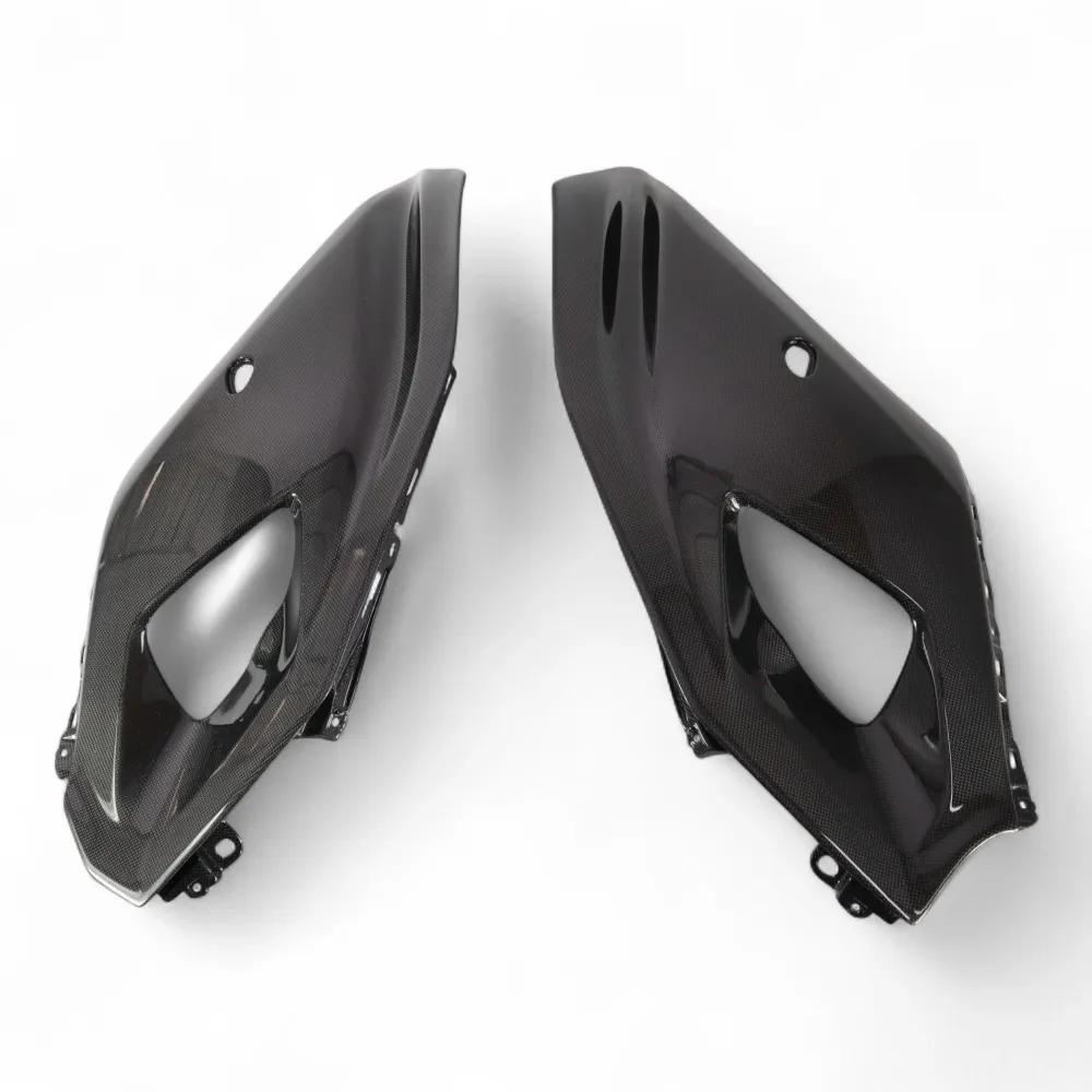 Paneles laterales carbono Yamaha R7 2021-
