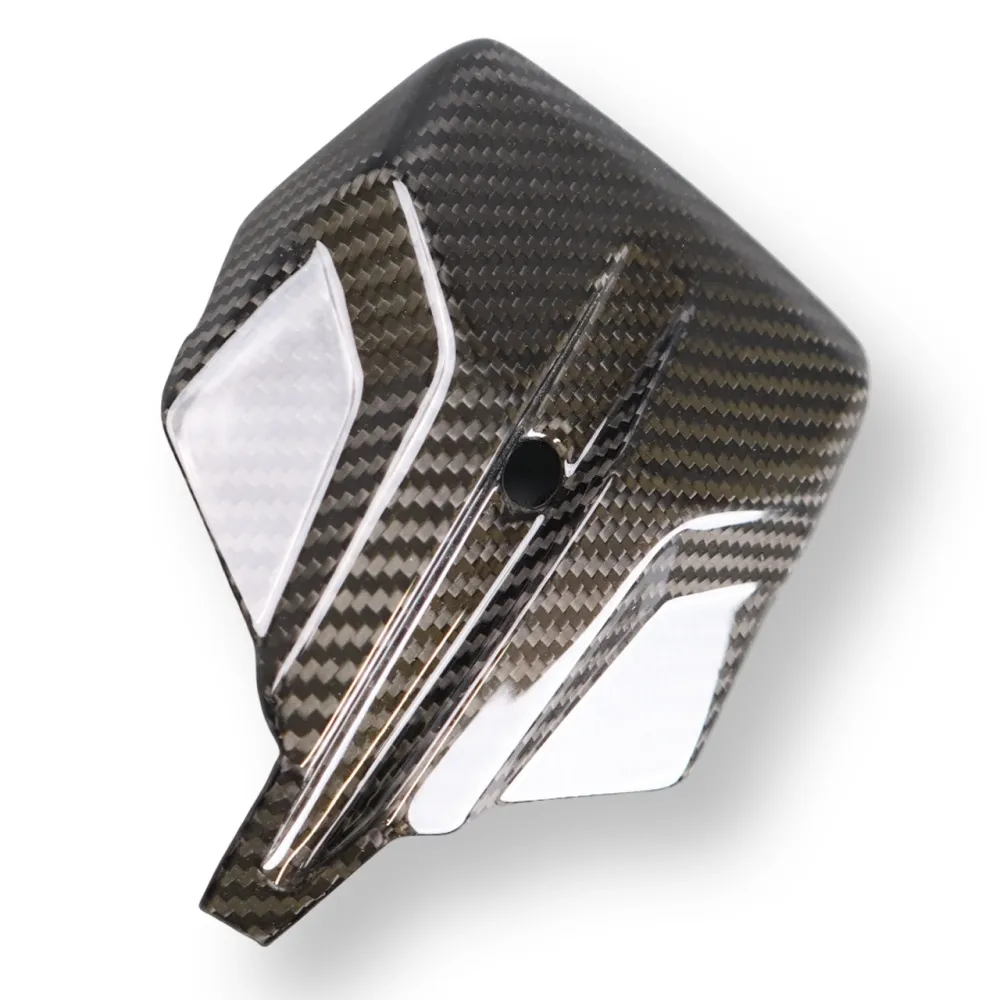 Cubre faro carbono KTM Duke 390 2024-