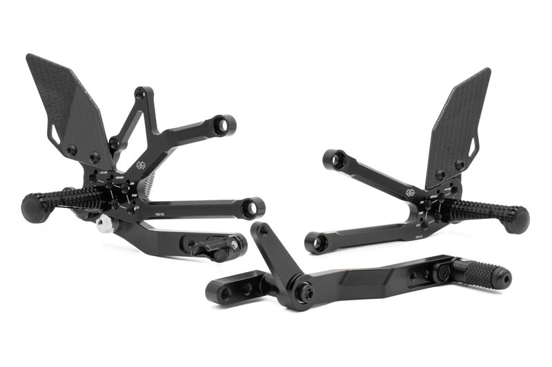 Estriberas GILLES TOOLING TRIUMPH DAYTONA 660 2024- REARSET FXR2 BLACK Estriberas GILLES TOOLING TRIUMPH DAYTONA 660 2024- REARSET FXR2 BLACK