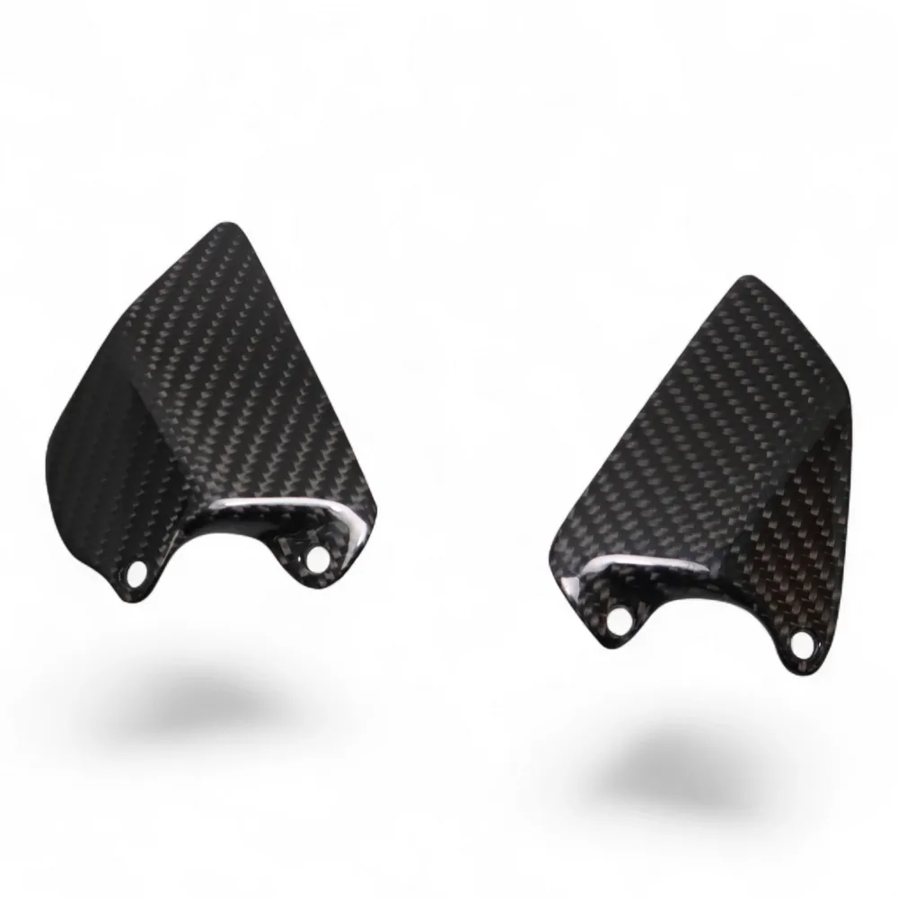 Reposapiés en carbono Ducati 748 916 996 998