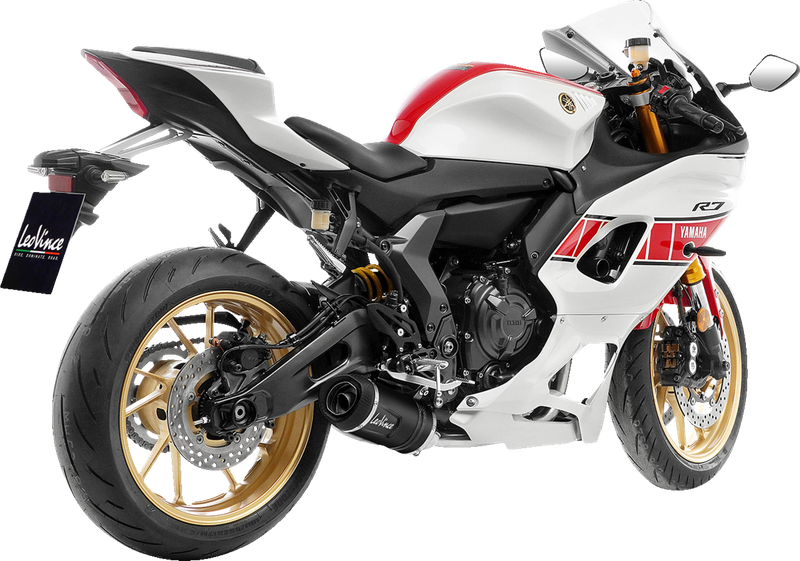 Sistema de escape LV One Evo Black para Yamaha MT07 / R7 / XSR700