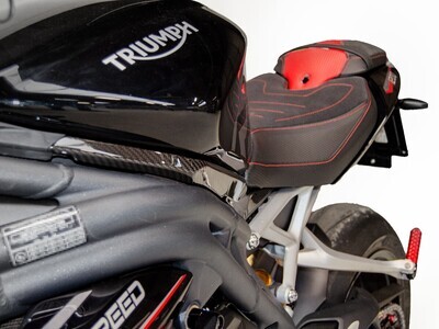 DUCABIKE CRB67L - LLENADO DEPÓSITO DE CARBONO BRILLANTE TRIUMPH ST