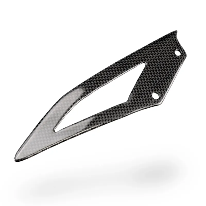 Protector de cadena en carbono Triumph Daytona 675 2006-2012 Protector de cadena en carbono Triumph Daytona 675 2006-2012