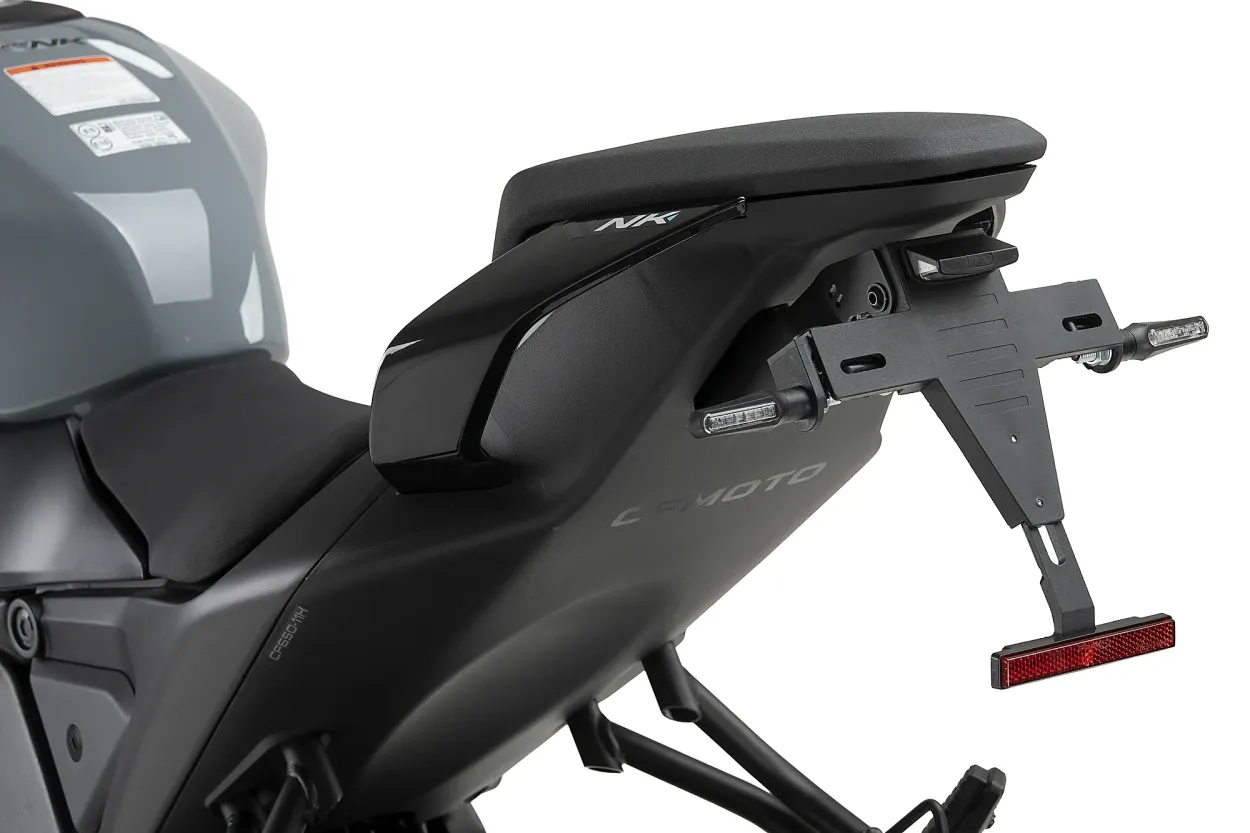 Soporte Portamatrículas CFMOTO 675NK 2026 (Typ:PELVT)