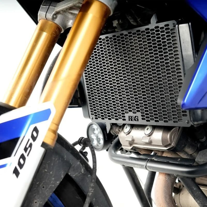 Protector de radiador R&G RACING Pro - negro para SUZUKI V-STROM 1050