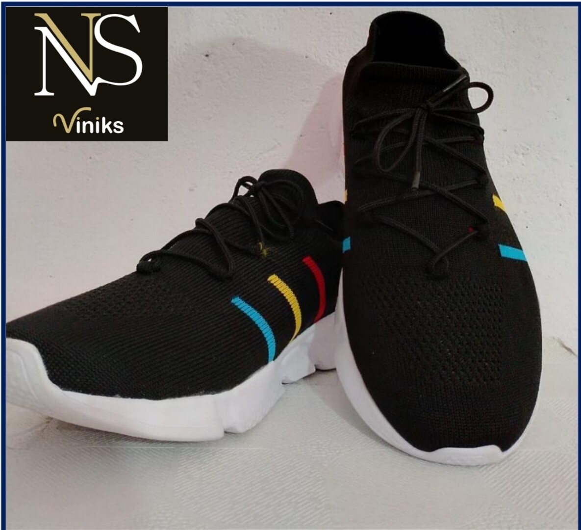Bourge Men&#39;s Black Running Shoes