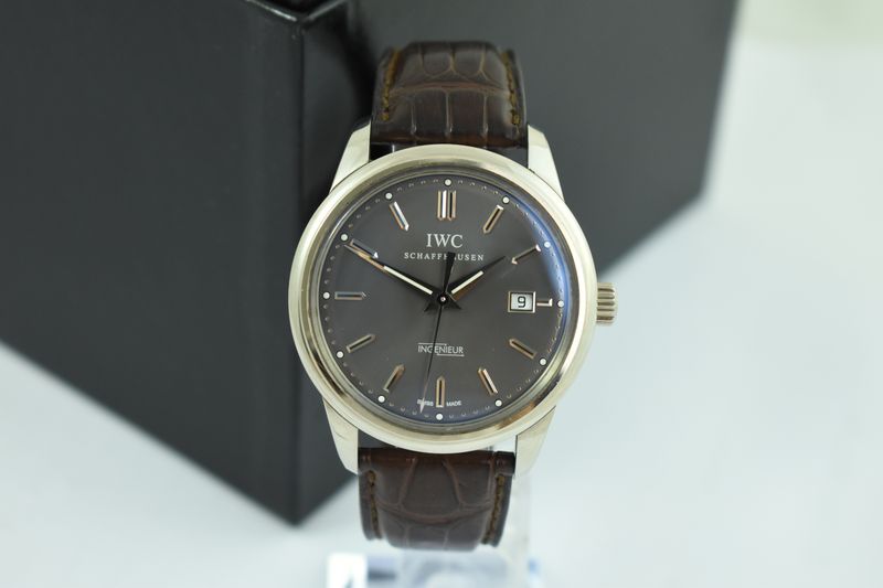 IWC Ingenieur Automatic IW323304 – Weißgold – Graues Zifferblatt – Full Set 2009