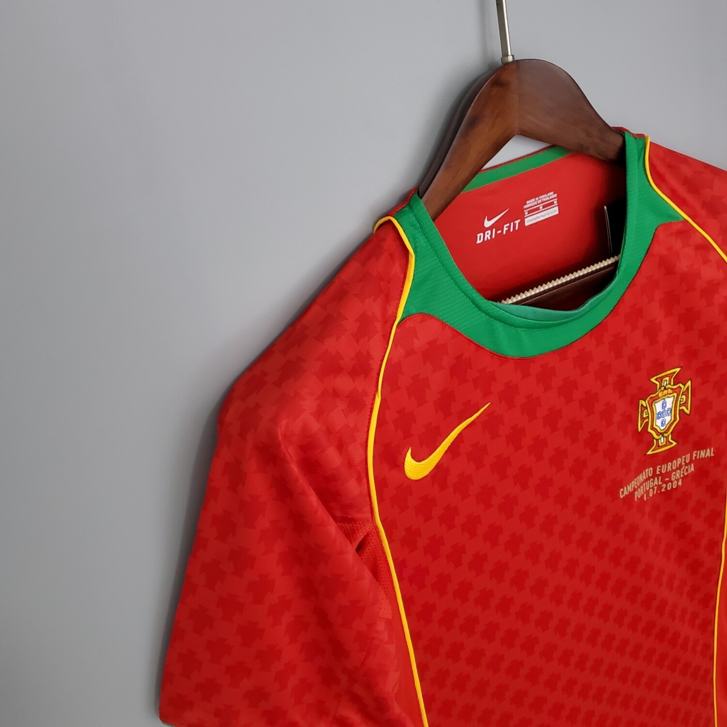 Portugal Home 2004