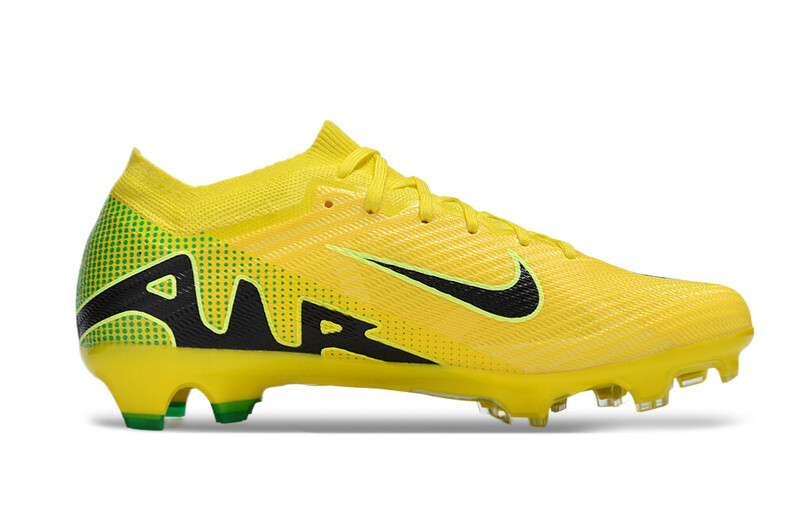 Air Zoom Yellow and Black Soccer Boot