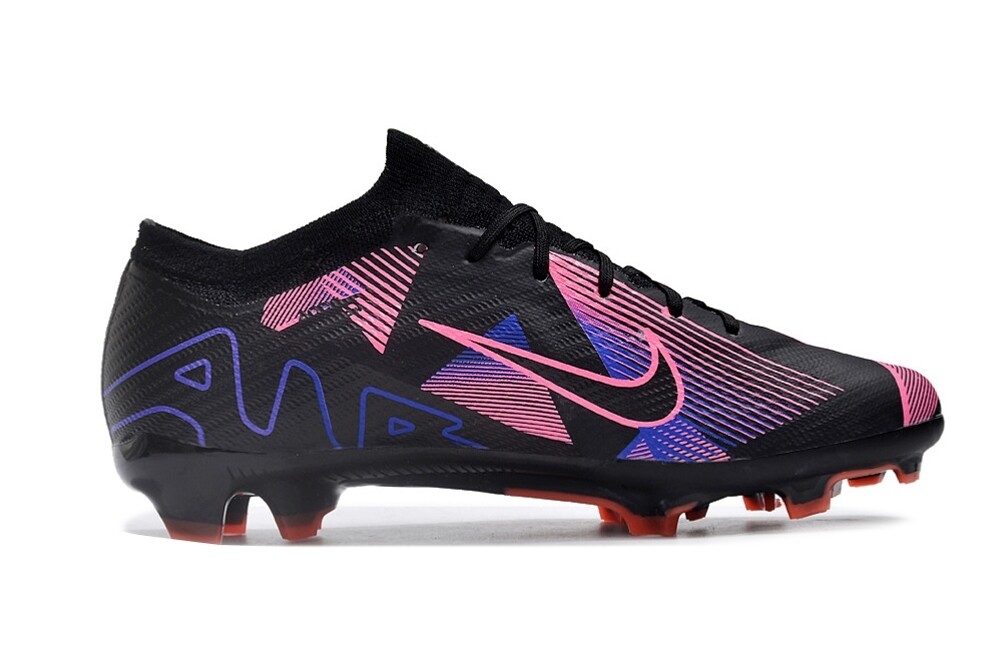 Air Zoom Black and Pink Soccer Boot