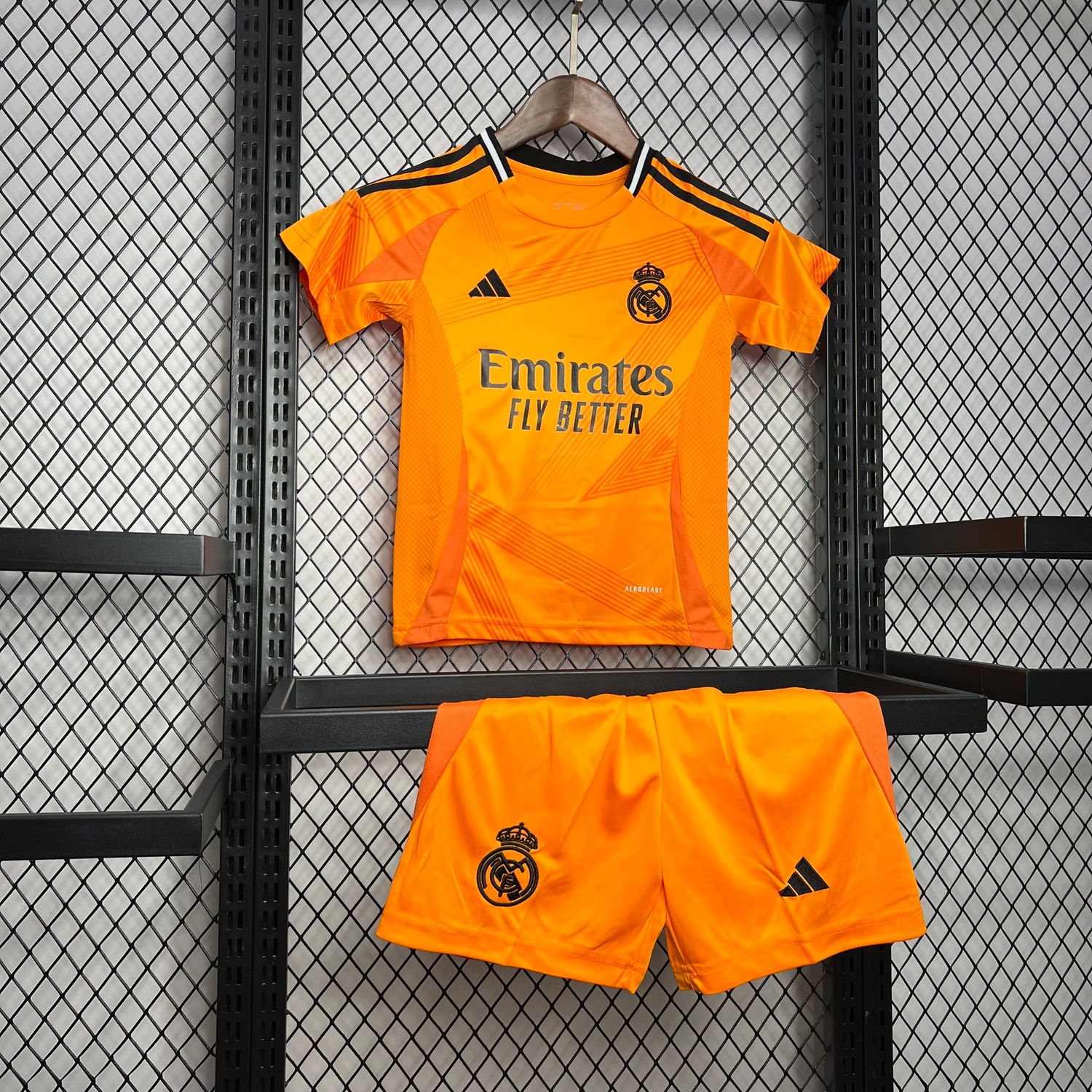 Real Madrid Kids Away Kit