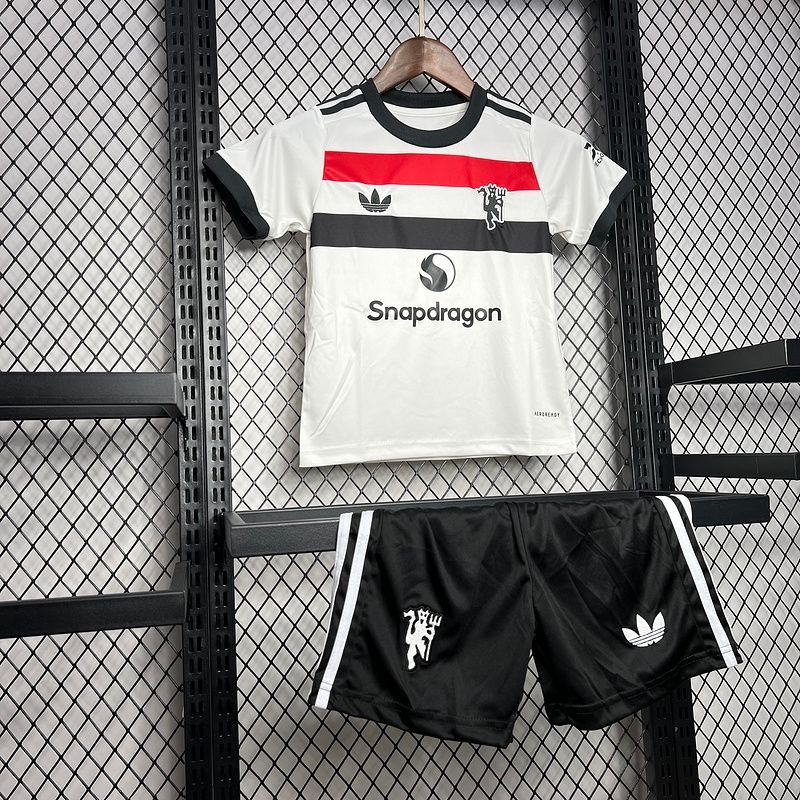 Man Utd Kids Third Kit