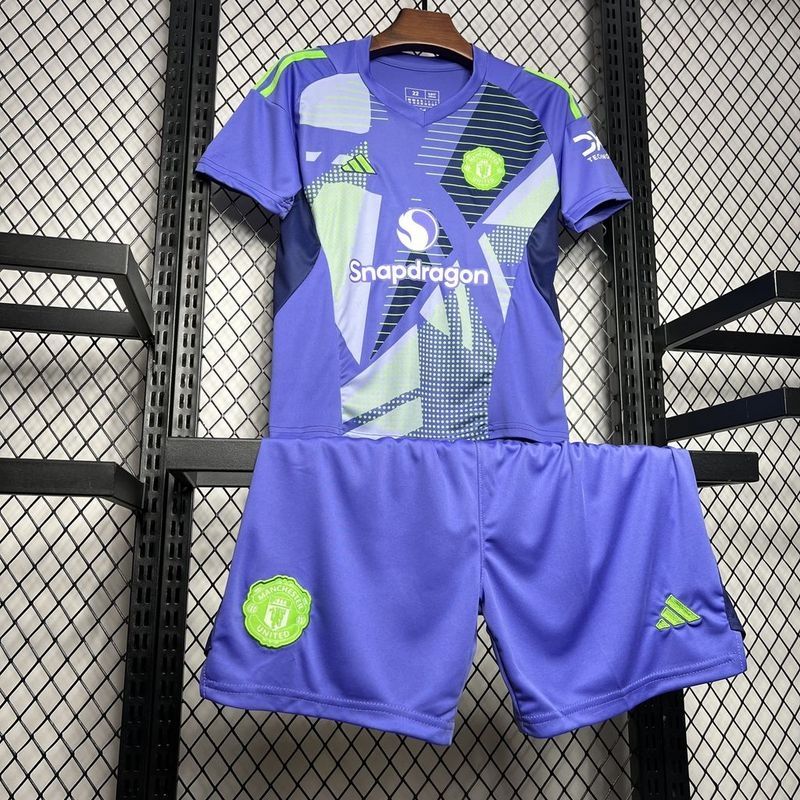 Man Utd Kids Purple Special Kit