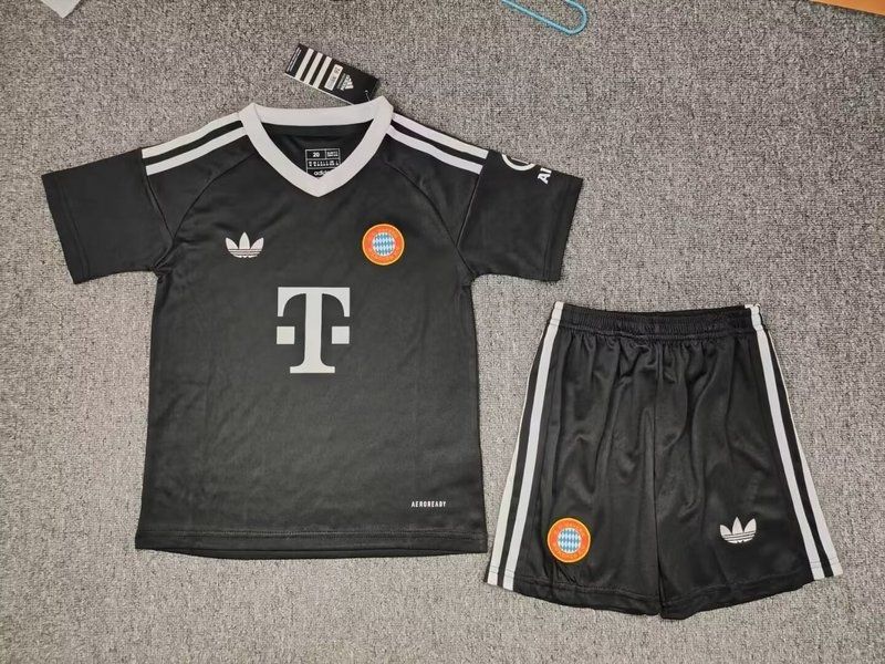 Bayern Munich Kids Black Special Kit