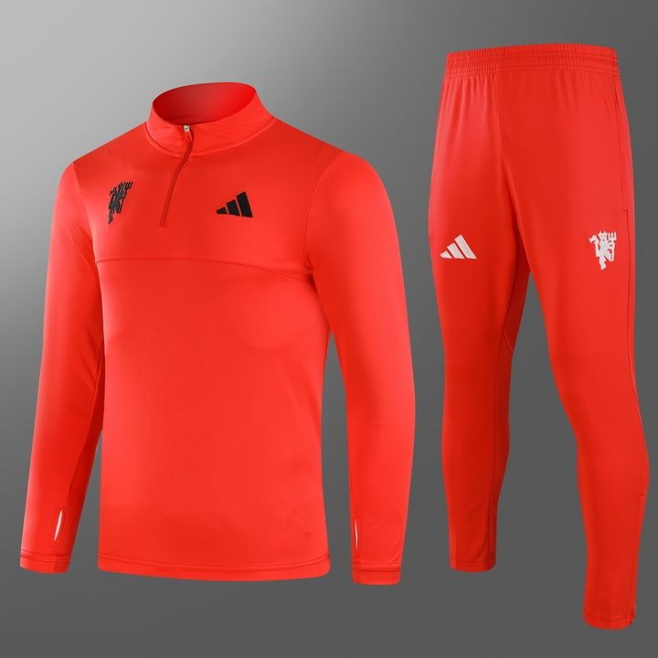 Man United Red Training Set 