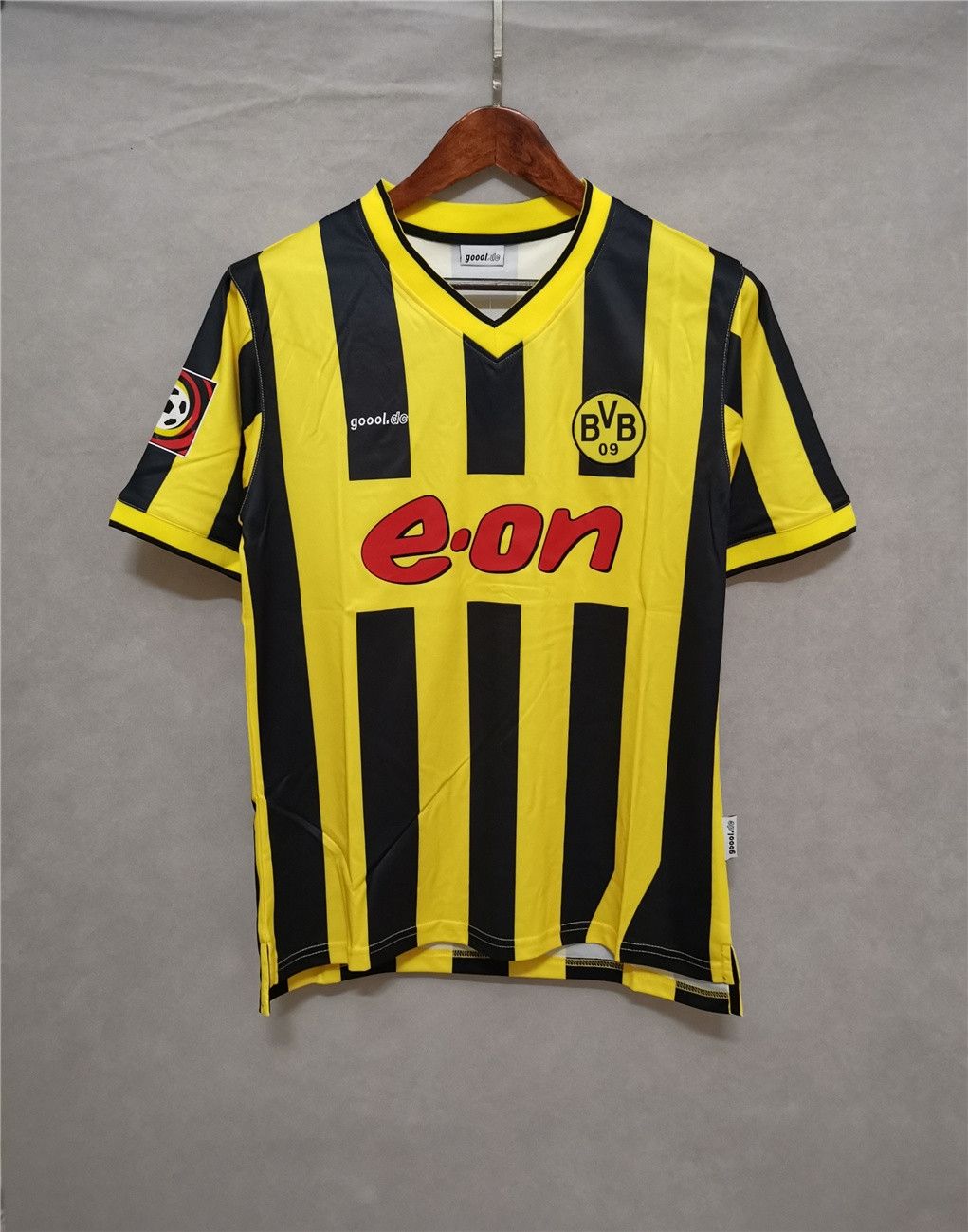 Dortmund Home 2000 Retro Jersey Dortmund Home 2000 Retro Jersey