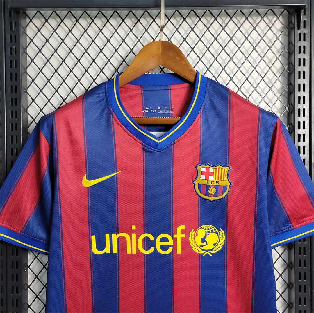 Barcelona Home 09/10 Retro Jersey Barcelona Home 09/10 Retro Jersey
