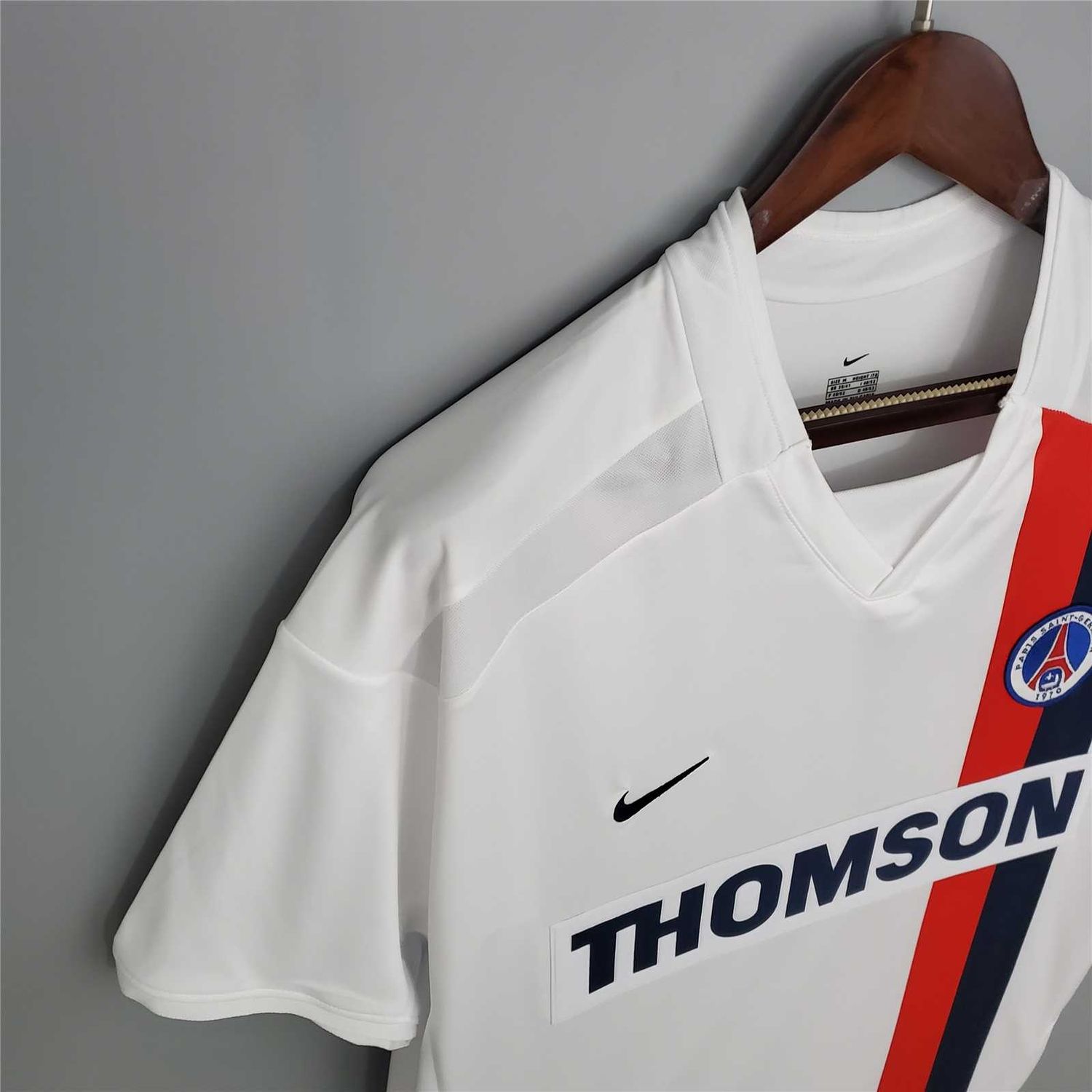PSG Away 02/03 Retro Jersey PSG Away 02/03 Retro Jersey