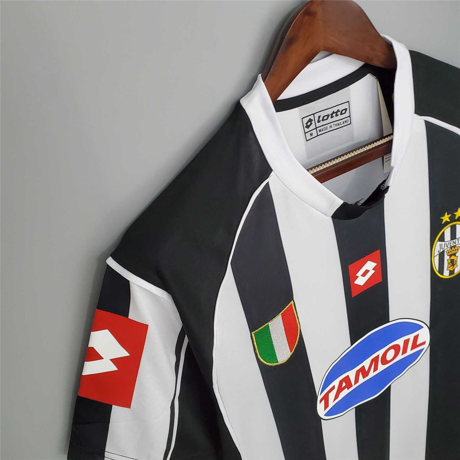 Juventus Home 02/03 Retro Jersey 