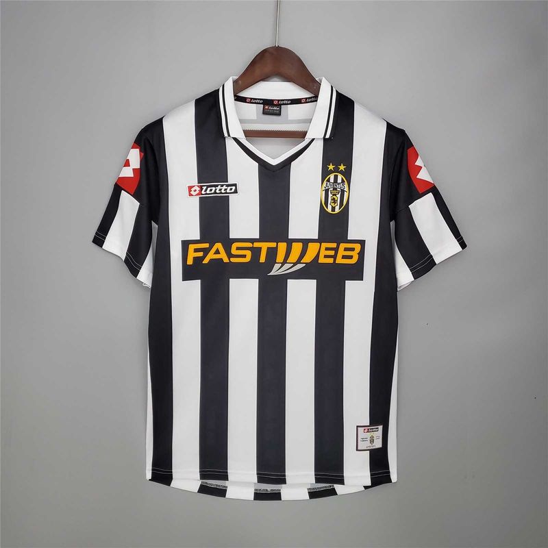 Juventus Home 01/02 Retro Jersey 