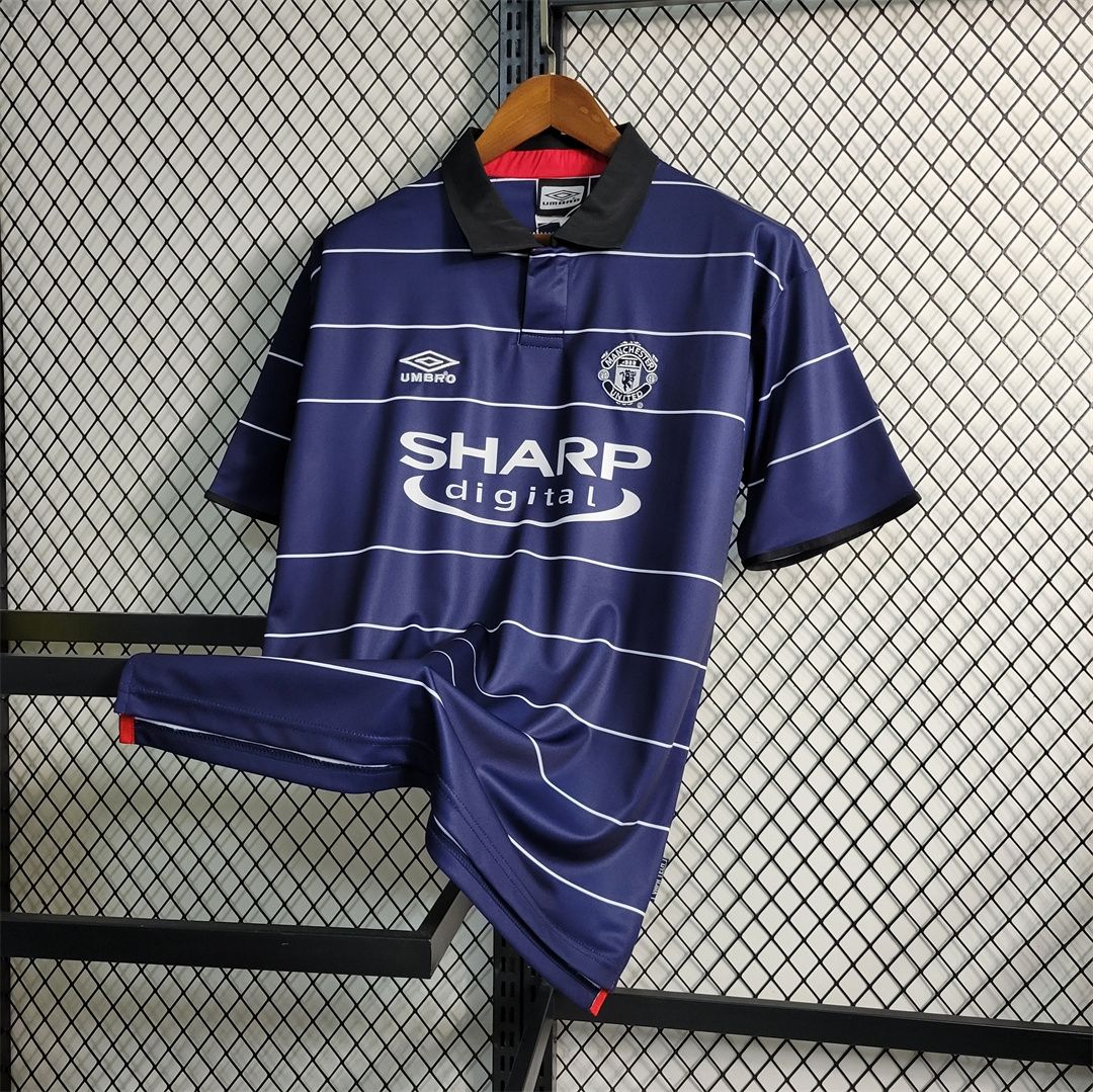 Man United Away 99/00 Retro Jersey  Man United Away 99/00 Retro Jersey