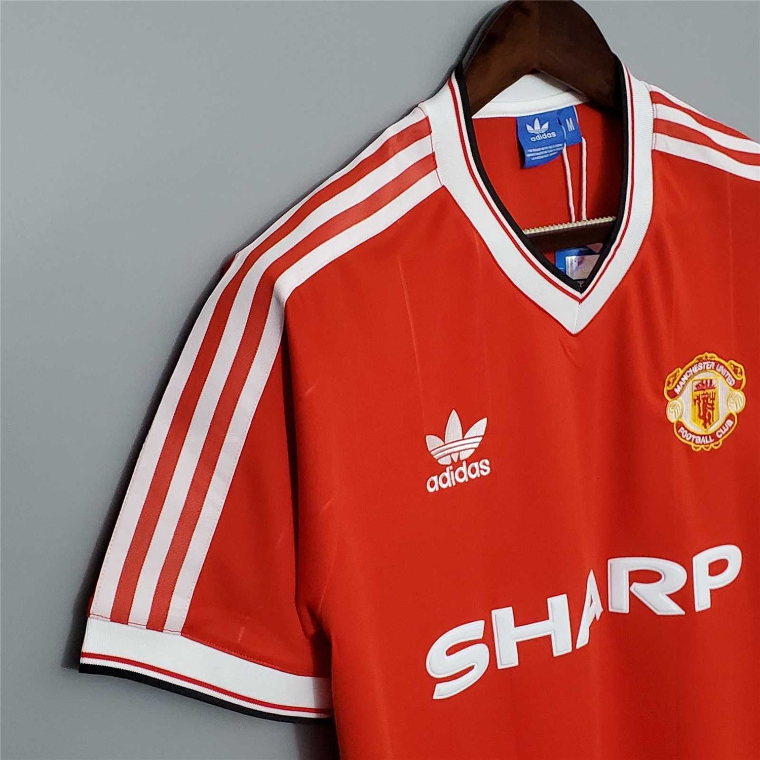 Man United Home 83/84 Retro Jersey 