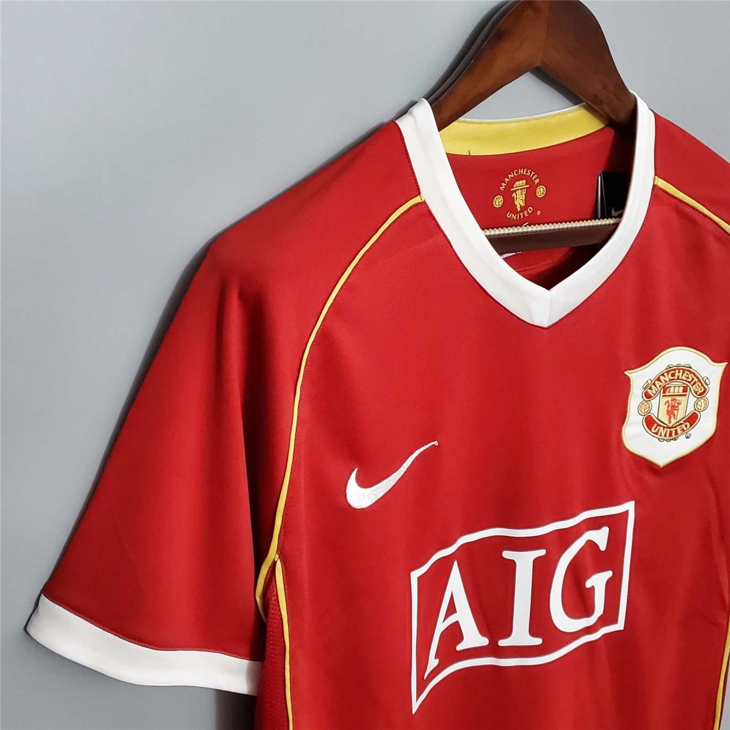 Man United Home 06/07 Retro Jersey  Man United Home 06/07 Retro Jersey